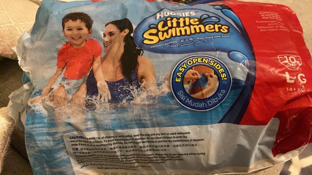 Huggies little swimmers pants