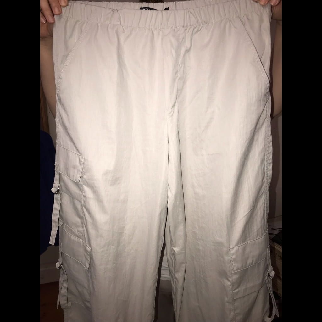 Zara new pants with tags