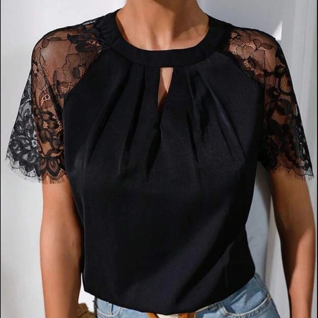 "SHEIN Premium" Lace Sleeved Blouse