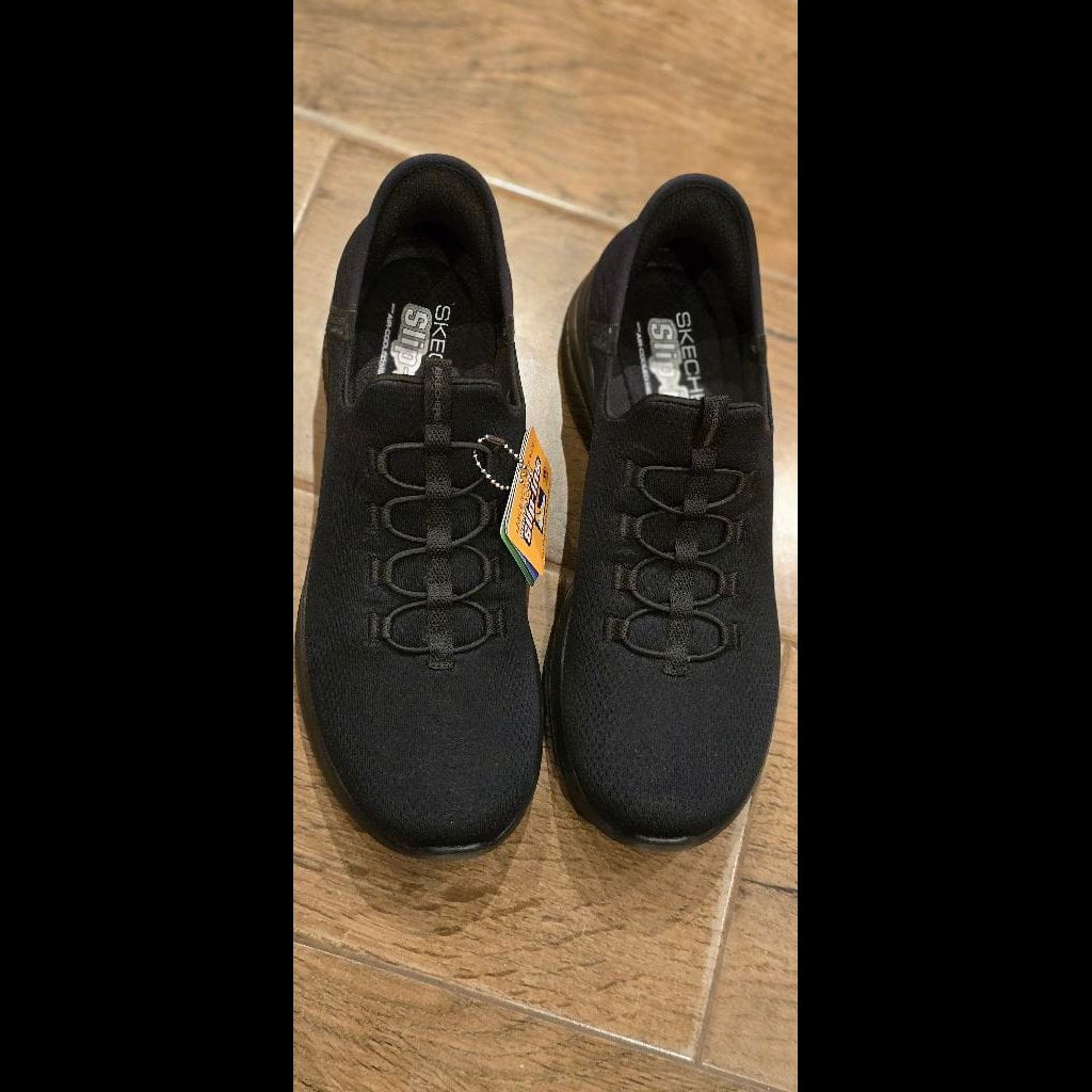 Brand new skechers slip ons