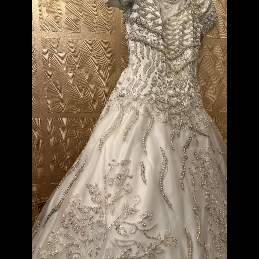 Wedding dress