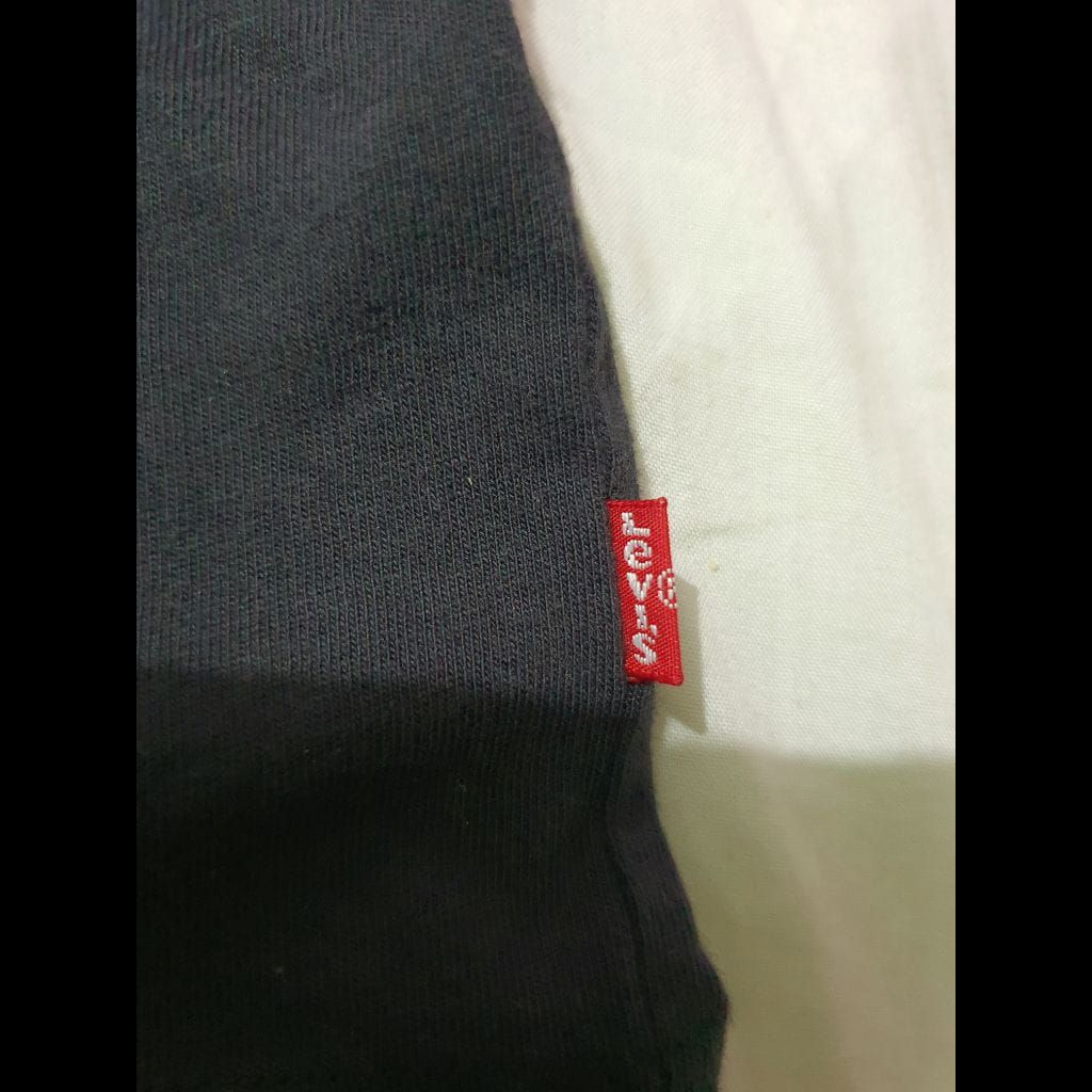 Levi’s T shirt L New with ticket from USA Original