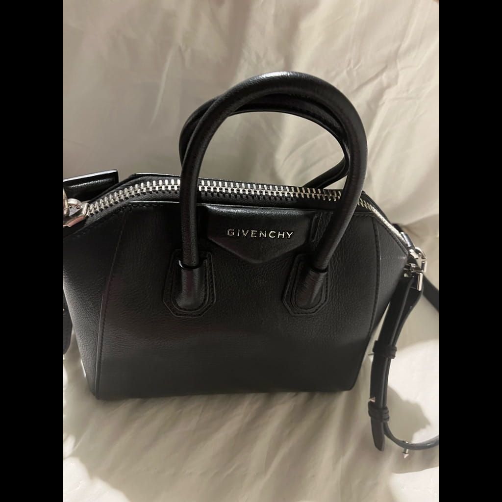 Givenchy - Antigona