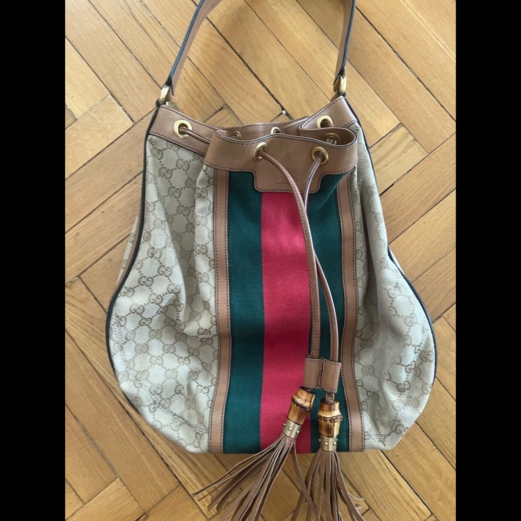 Gucci bucket bag