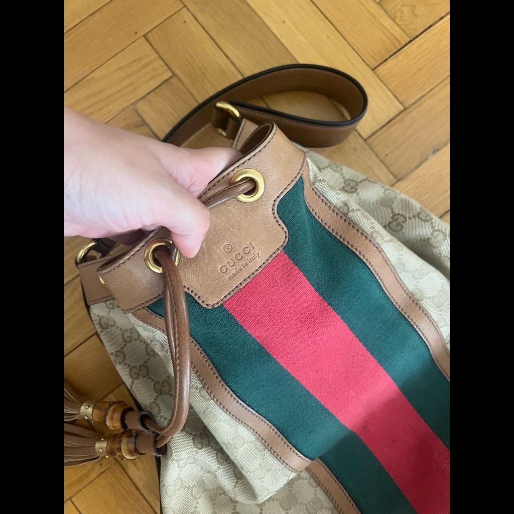 Gucci bucket bag