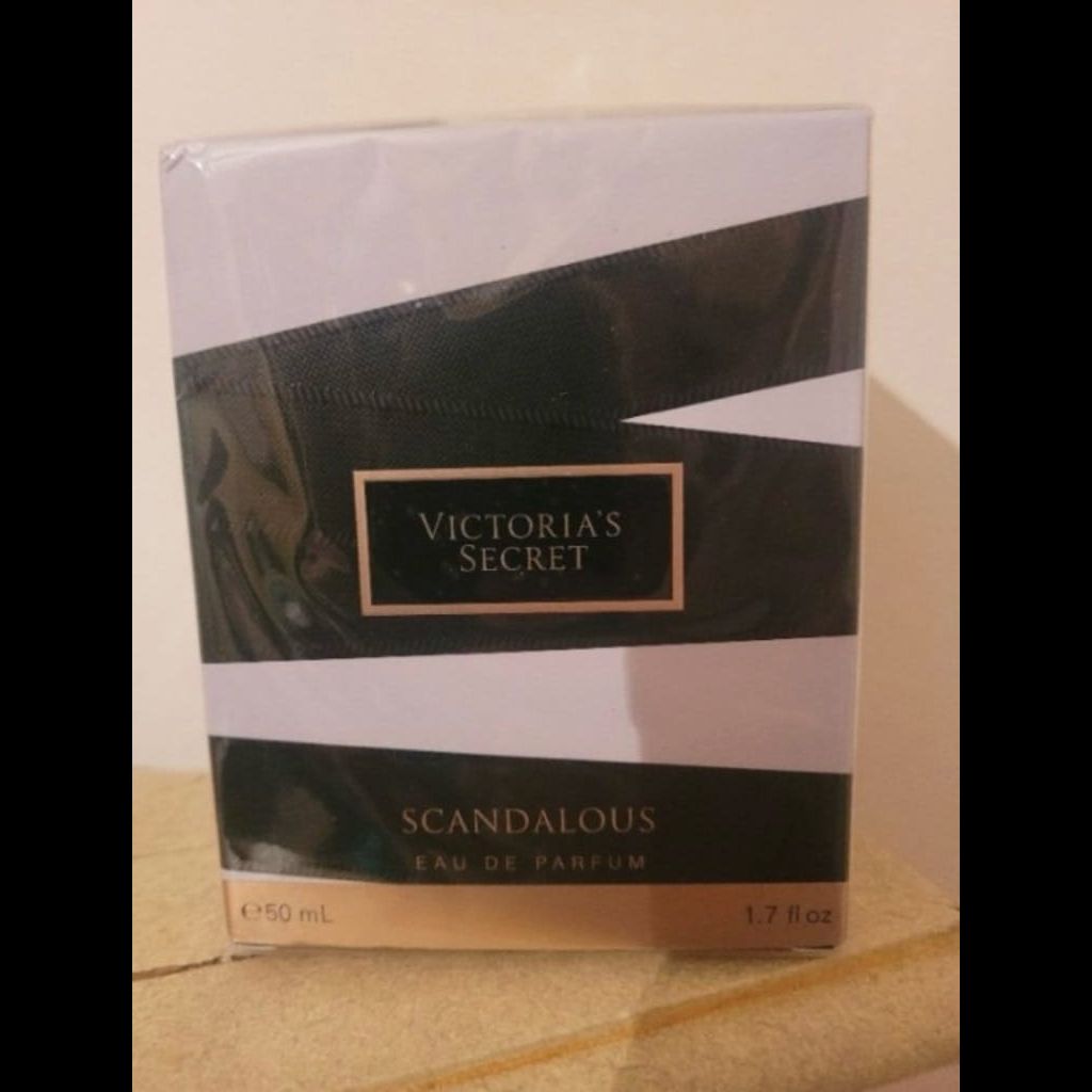 Victoria’s Secret scandalous eau de parfum (50ml)