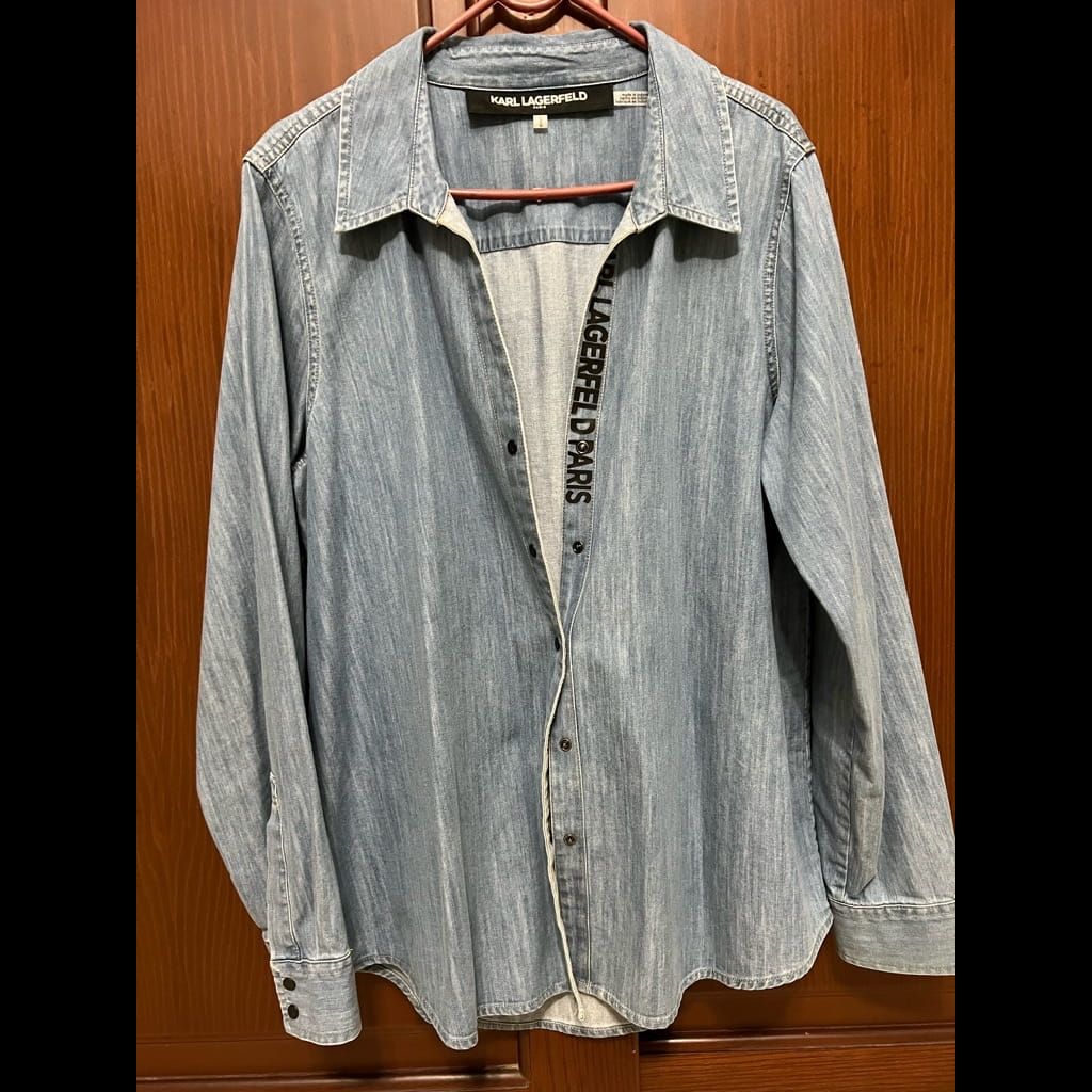 Denim blouse