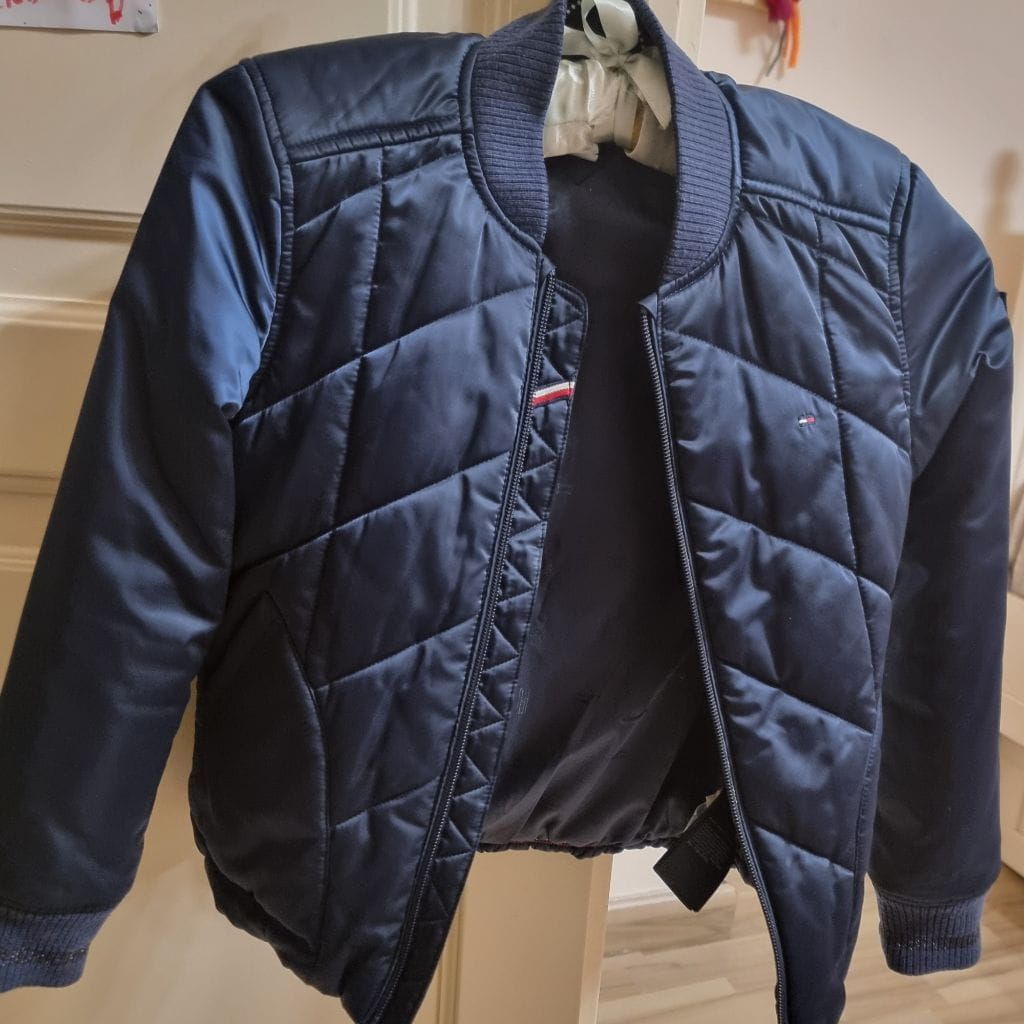 Tommy Hilfiger jacket 6-8 years