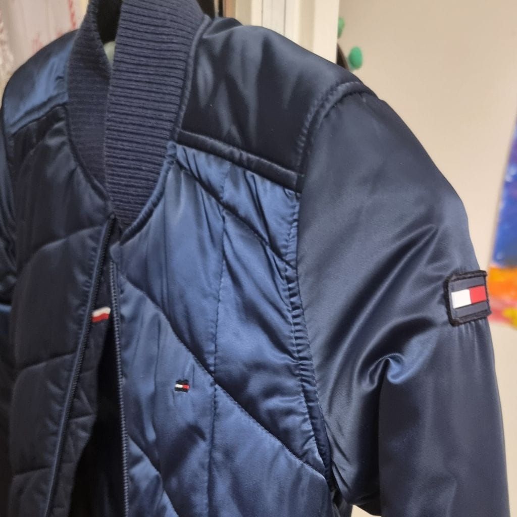 Tommy Hilfiger jacket 6-8 years