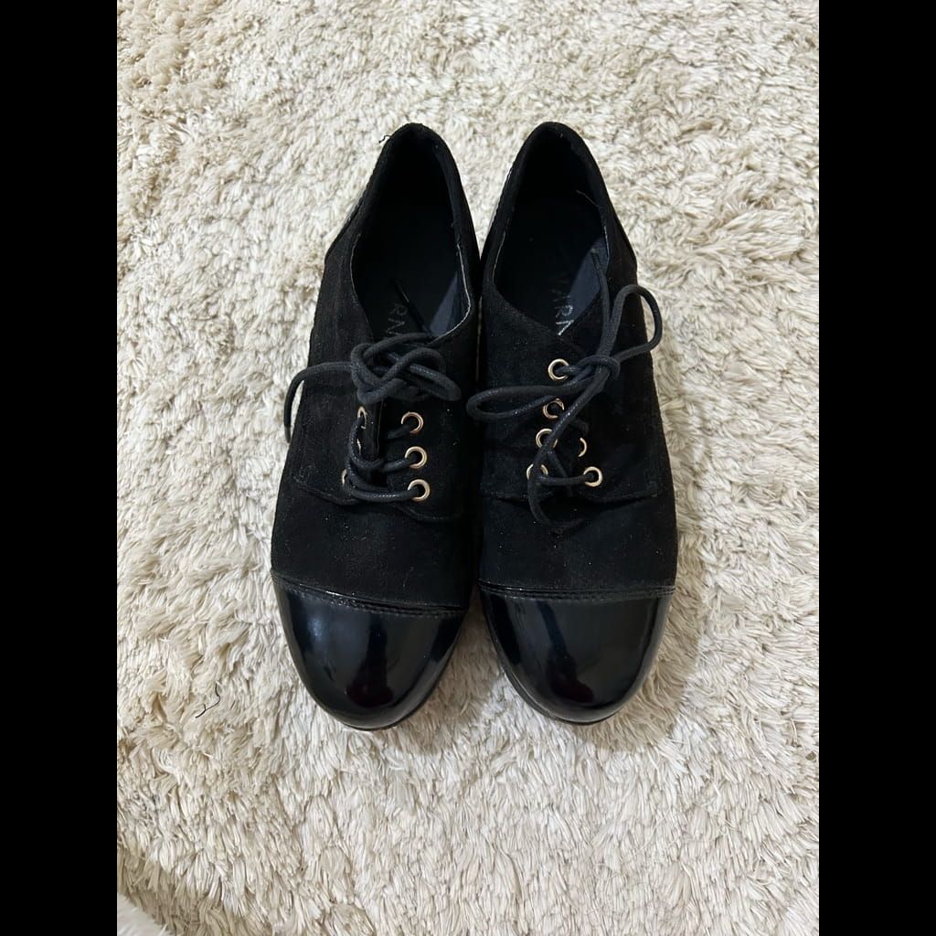 Platform black shoes