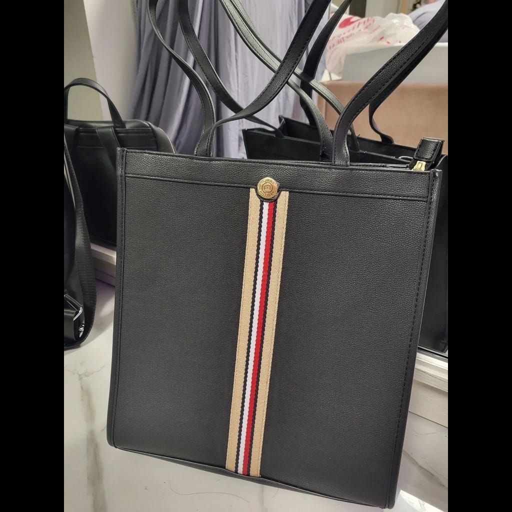 Tommy hilfiger tote