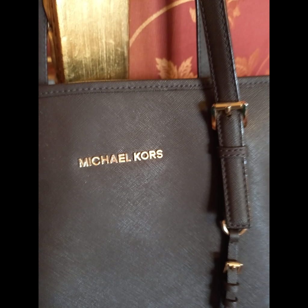 Michael kors handbag