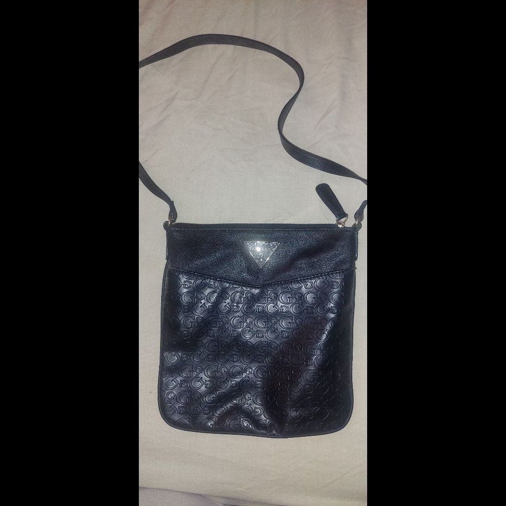 Guess crossbody bag