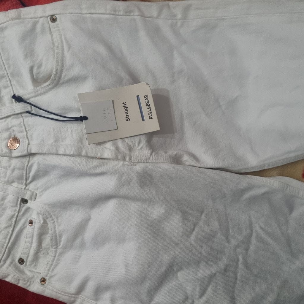 White Straight fit Jeans